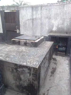 Villa 7 Pièces à Vendre Moungali Brazzaville