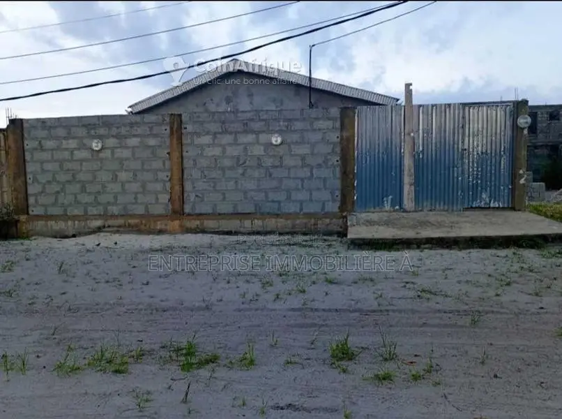 Vente villa  3 pièces - Pointe-noire