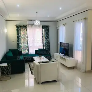 Photo - Location appartement meublé 7 pièces - Pointe-Noire