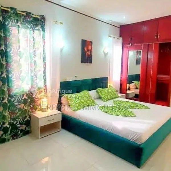 Location appartement meublé 7 pièces - Pointe-Noire