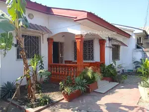 Photo - Location villas 8 pièces - Pointe-noire