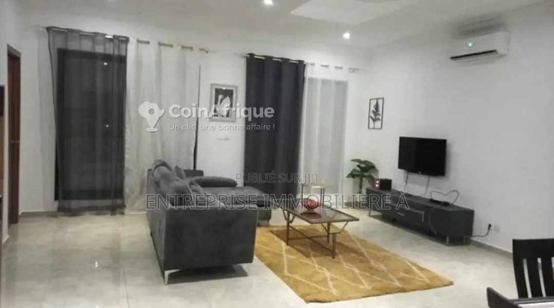 Location appartement 03 pièces - Pointe-Noire