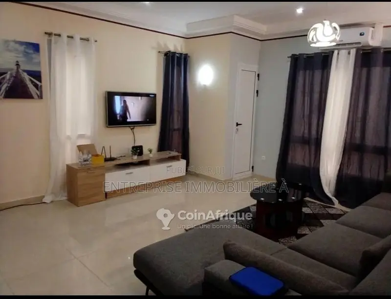 Location appartement meublé 4 pièces - Pointe-Noire