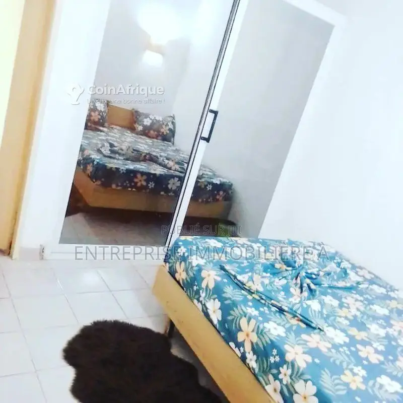 Location appartement meublé  2 pièces -  Cameroune