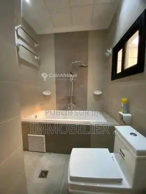 Location villa duplex 4 piéces - Brazzaville