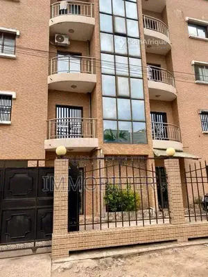Photo - Location appartement 3 pièces  -  Brazzaville au plateau