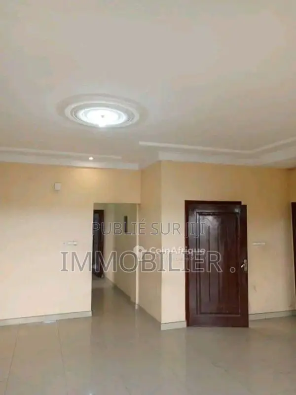 Location bureau - Brazzaville