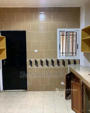 Location villa duplex 5 pièces - Brazzaville