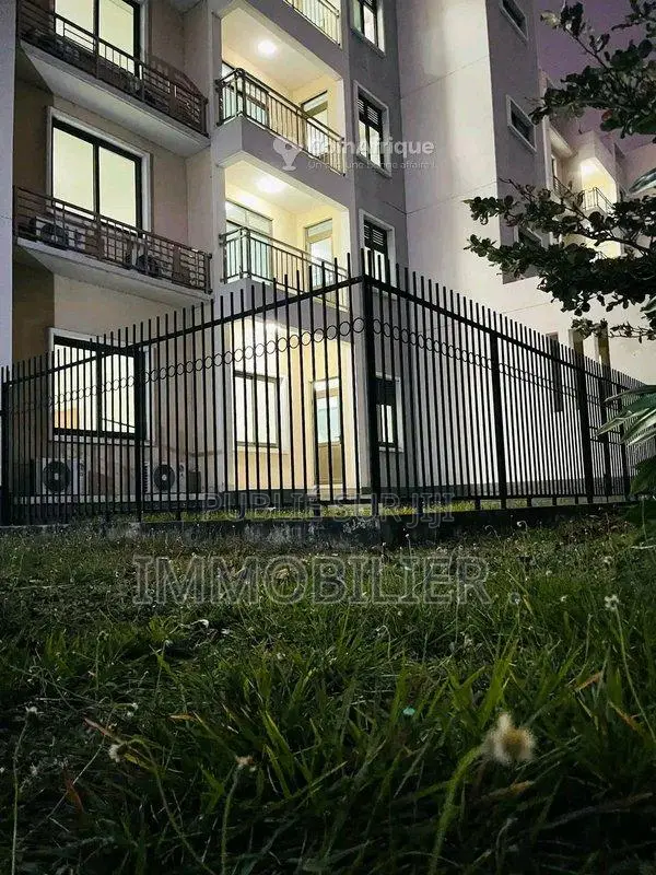 Location appartement 3 pièces - Brazzaville