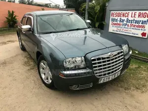 Photo - Location Voiture Mariage Luxe Pointe-Noire