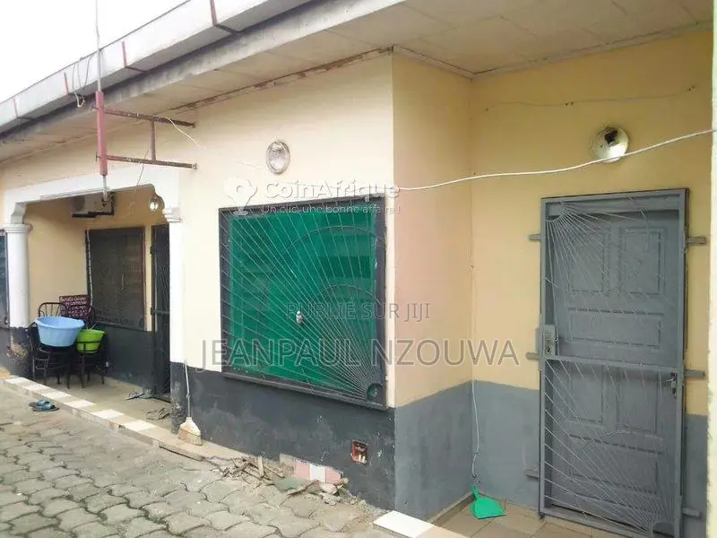 2 Appartements 2 Chambres Titre Foncier Siafoumou