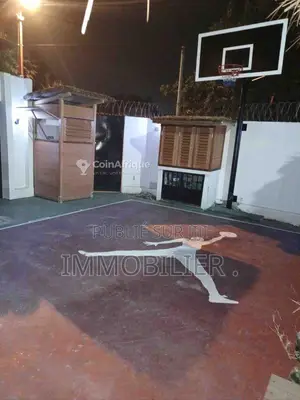 Location villa duplex  meublée 3 pièces  -  Brazzaville och