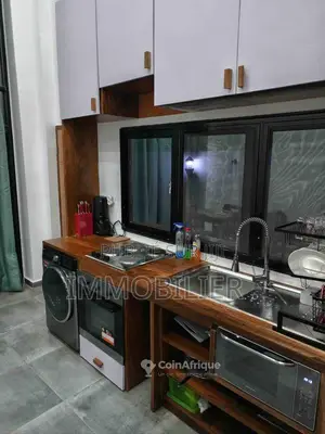 Location villa duplex  meublée 3 pièces  -  Brazzaville och