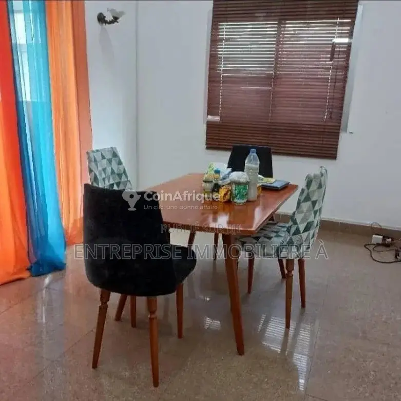 Location appartement meublé 3 pièces - Pointe-Noire