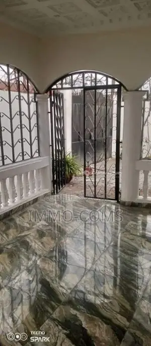 Location villa 04 pièces - Brazaville