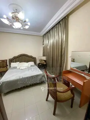 Location villa duplex semi meublé  3  pièces -  Brazzaville