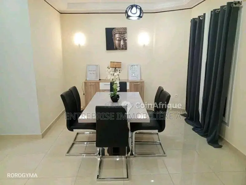 Location appartement meublé 4 pièces - Pointe Noire