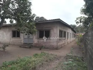 Vente Villa  942 m² - Massissia