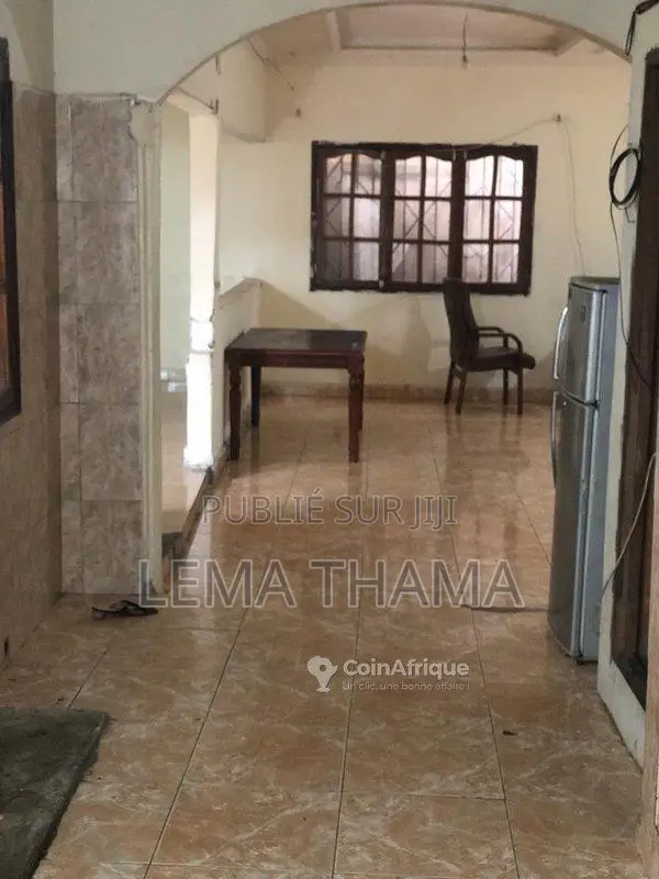 Vente villa   5 pièces - Kombo Brazzaville