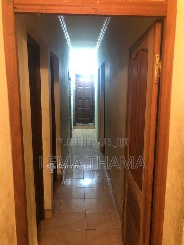 Vente villa   5 pièces - Kombo Brazzaville