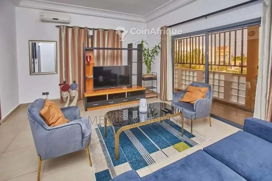 Location appartement meublé 3 pièces - Mpita