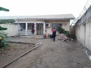 Vente villa 03 pièces - Siafoumou