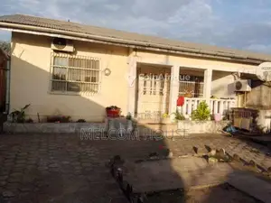 Vente villa 03 pièces - Siafoumou