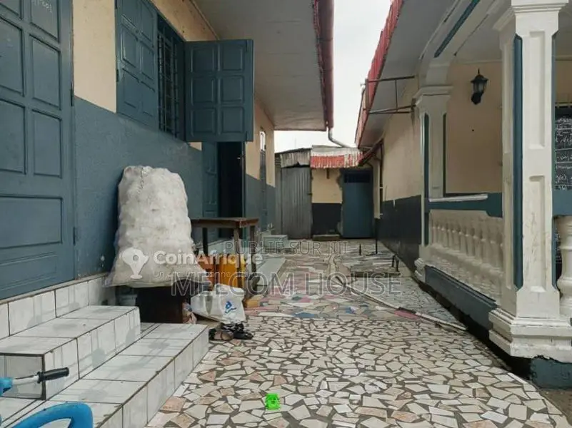 Terrain commercial - Tie Tie