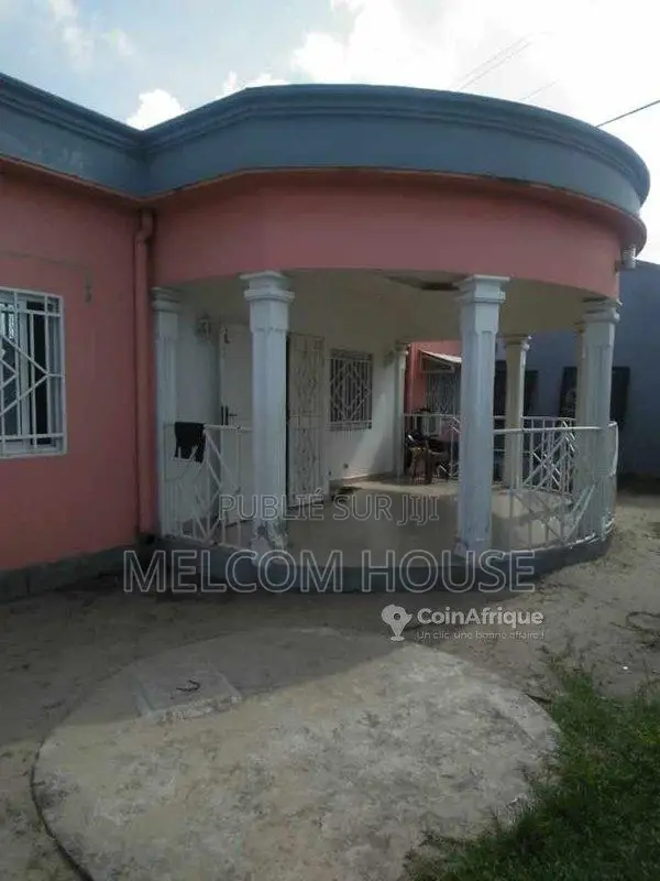 Vente maison 4 pièces  - Siafoumou