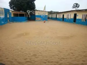 Vente école - Mongo Poukou