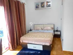 Location studio meublé  2 pièces - Tchimbamba