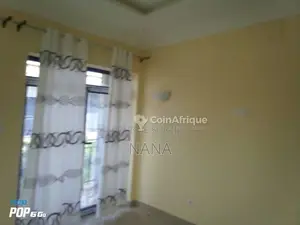 Location appartement 4 pièces - Tchimbamba