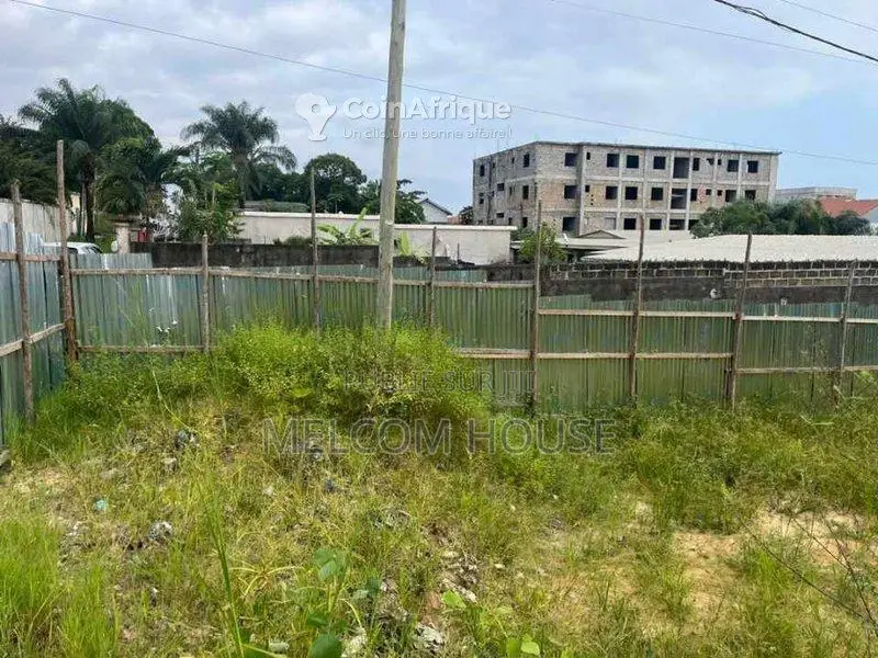 Terrain 600 m² - Mpita