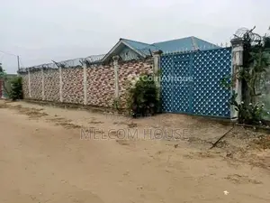 Photo - Vente villa 4 pièces - Vindoulou