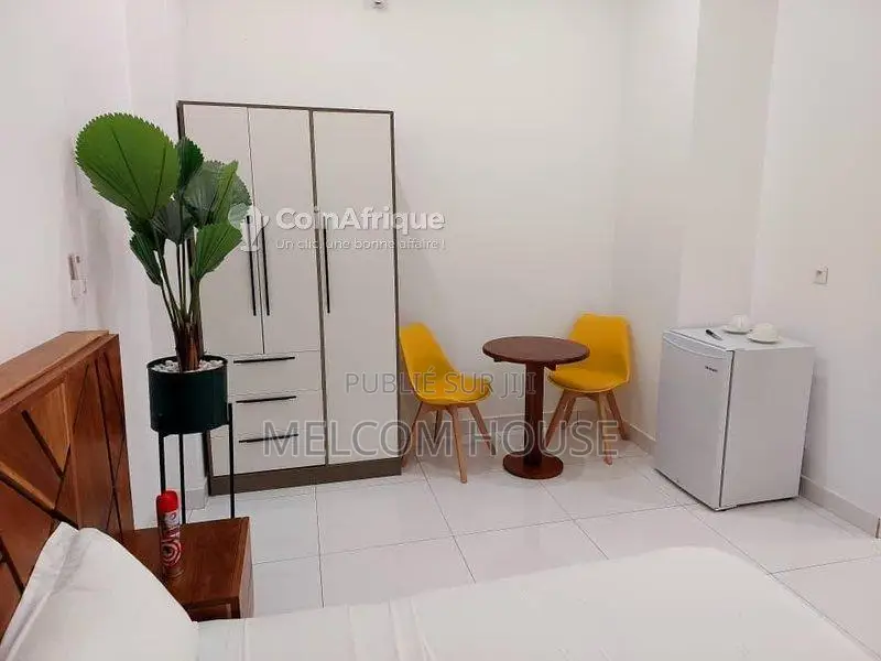 Location studio meublé 2 pièces - Mpita