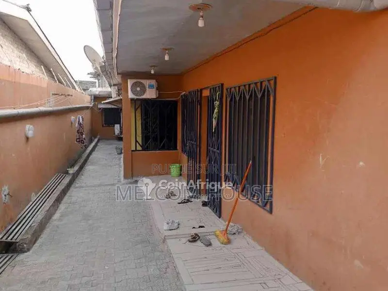 Vente 6 appartements - Tchimbamba