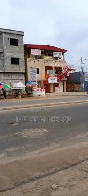 Photo - Terrain 1/2 lot - Songolo