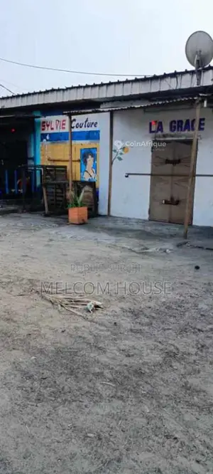 Parcelle 300m² - Mvoumvou