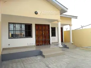 Location villa 4 pièces - Ngoyo