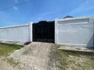 Photo - Location maison 4 pièces  - Brazzaville