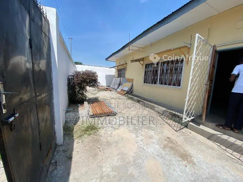 Location maison 4 pièces  - Brazzaville