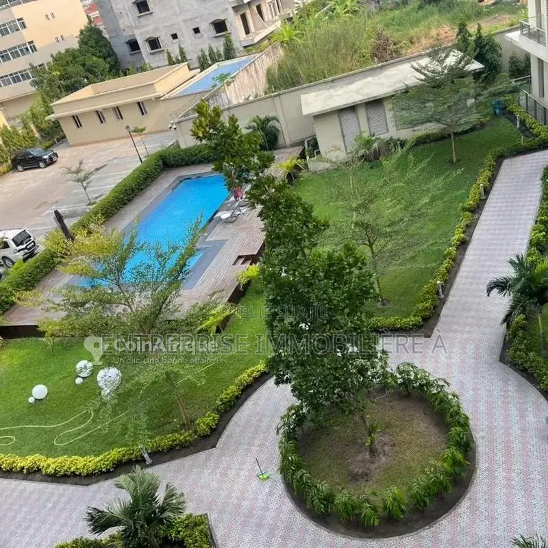 Location appartement meublé 7 pièces - Pointe-Noire