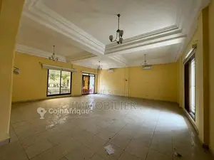 Location villa duplex 4 pièces - ville de Brazzaville