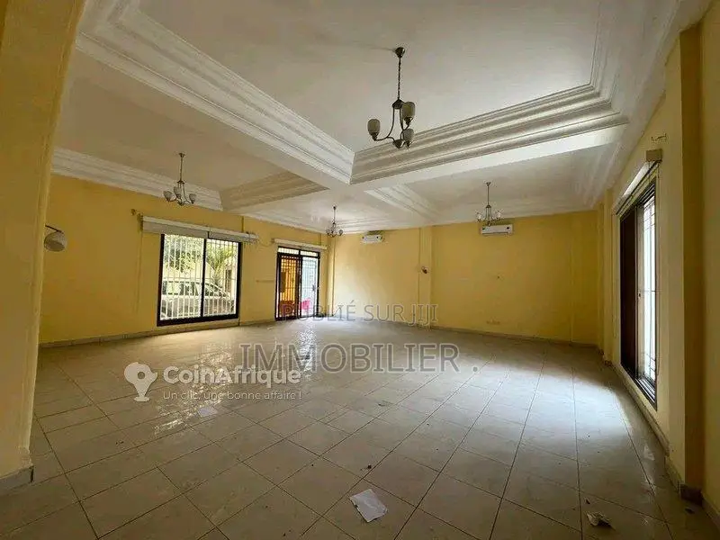 Location villa duplex 4 pièces - ville de Brazzaville
