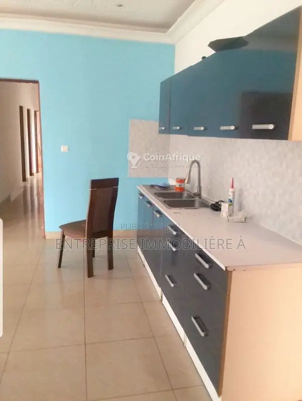 Location appartement 4 pièces - Songolo