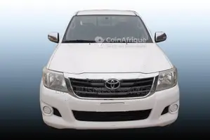 Photo - Location Toyota Hilux