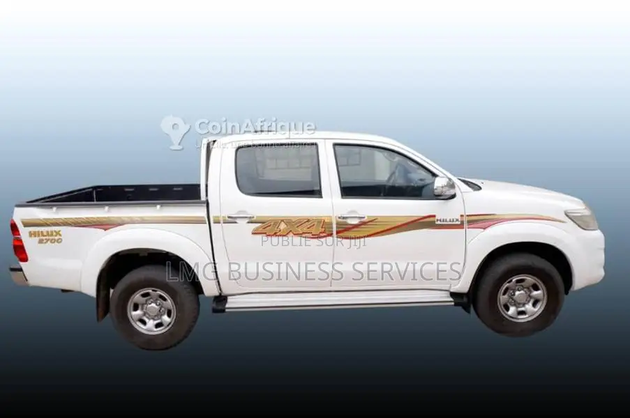 Location Toyota Hilux