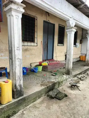 Photo - Vente villa 6 pièces - Pointe-Noire