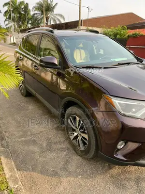 Photo - Location Voiture Tous Modèles - Large Choix Tarifs Flexibles