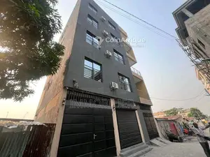 Photo - Location appartement 3 pièces - Poto-Poto